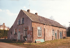 Koetshuis-in-verval